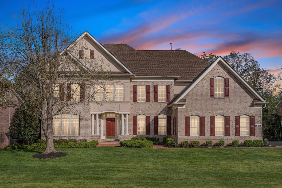 Virtual twilight conversion real estate photo